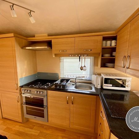 Palm Grove 132 - Pet Friendly, Wifi, Central Heating, Close To Shops And Beach - Meadow Lakes Caravan & Lodge Hire Chapel Saint Leonards Eksteriør bilde